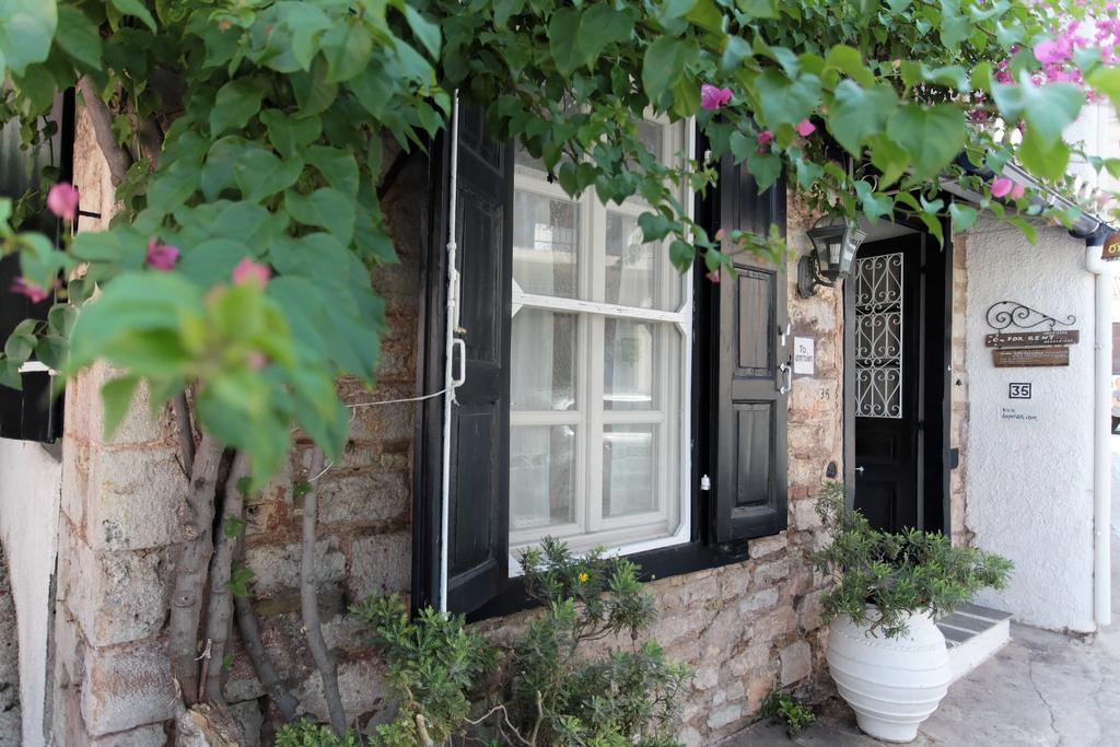 To Spitaki Apartments Galaxidi Exterior photo